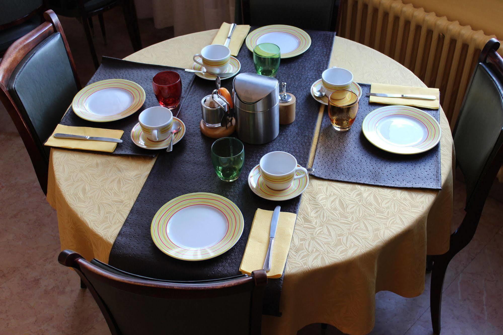 Hotel Bristol Châlons-en-Champagne Eksteriør bilde